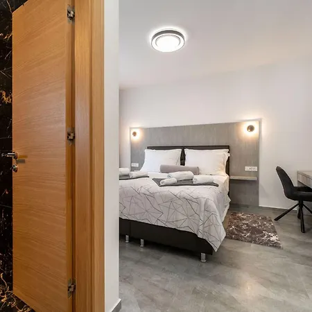 Royal 2 By Interhome * Vir