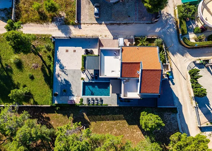 Royal 2 By Interhome Apartament