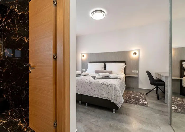 Royal 2 By Interhome * Vir