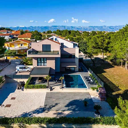 Apartman Royal 2 By Interhome